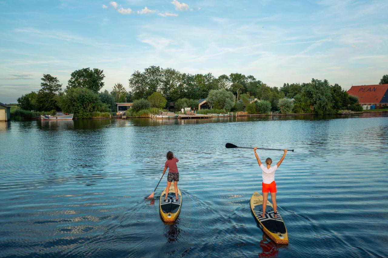 Pean-Buiten Waterlodges Nes  Экстерьер фото