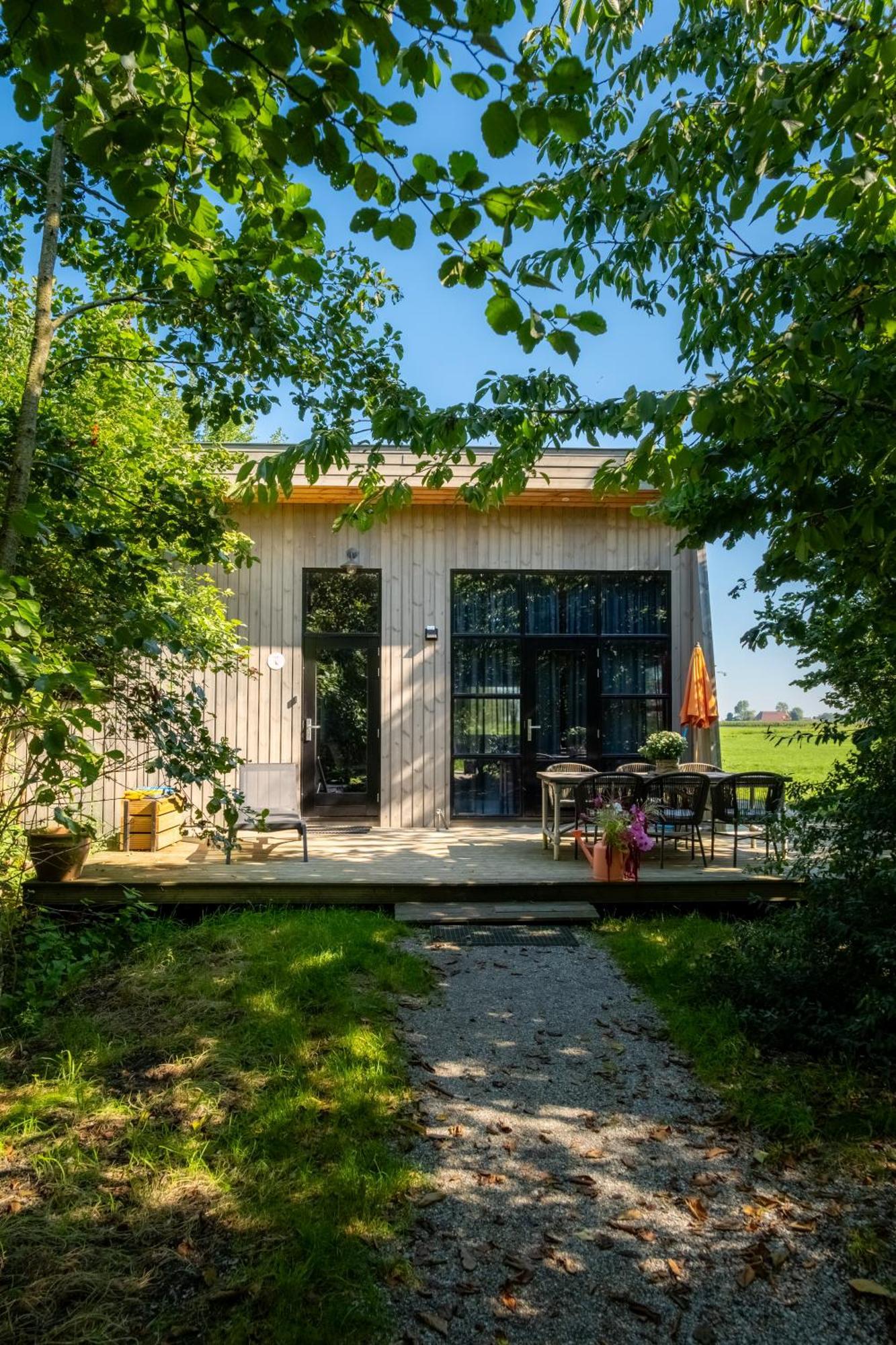 Pean-Buiten Waterlodges Nes  Экстерьер фото